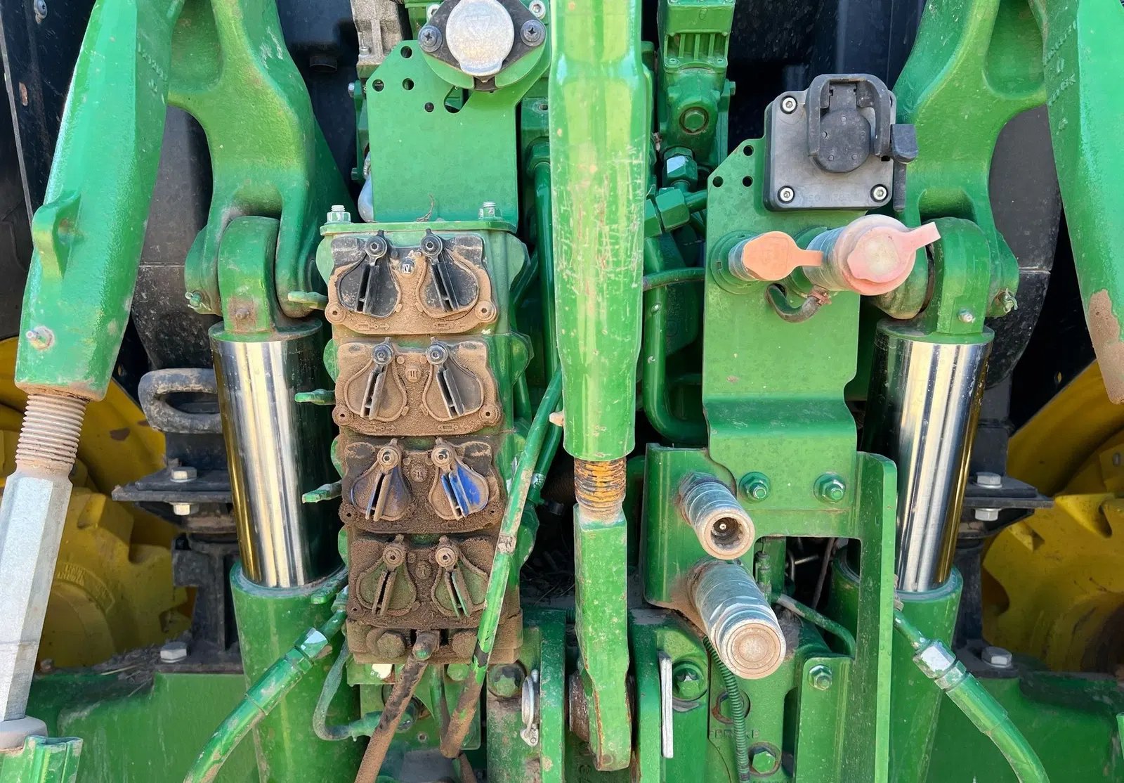 2019 John Deere 6155R