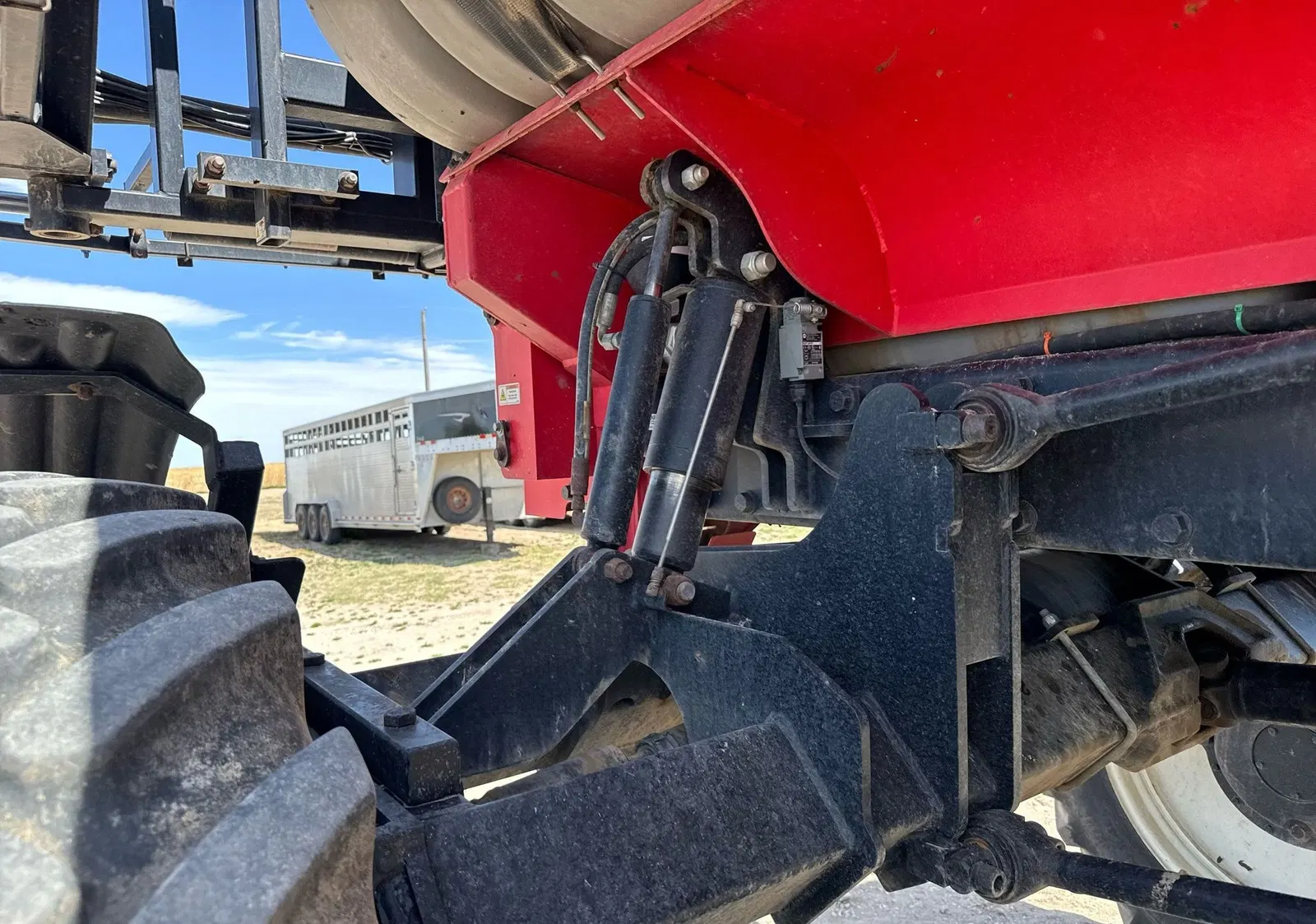 2019 Apache AS1240