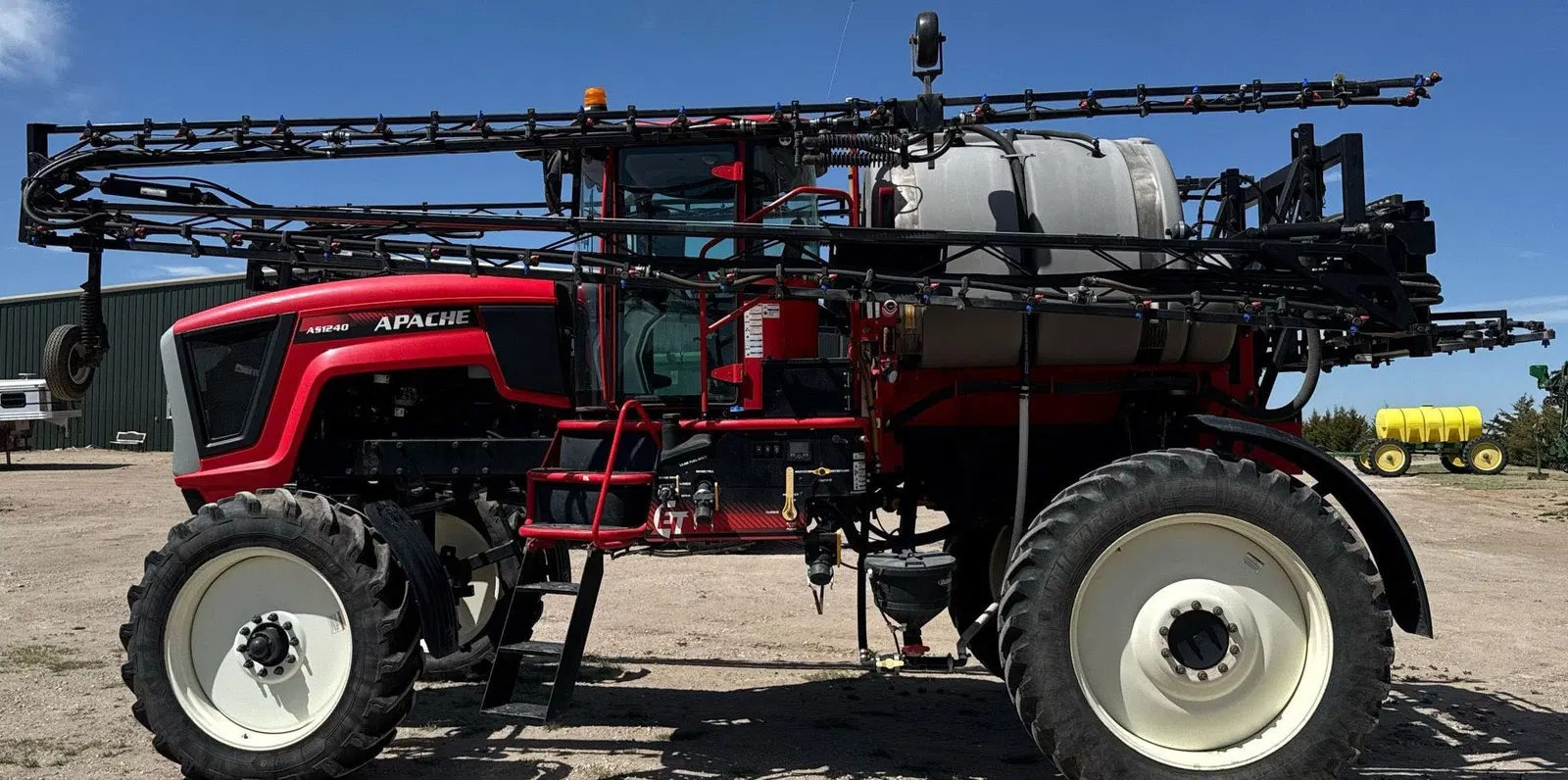 2019 Apache AS1240