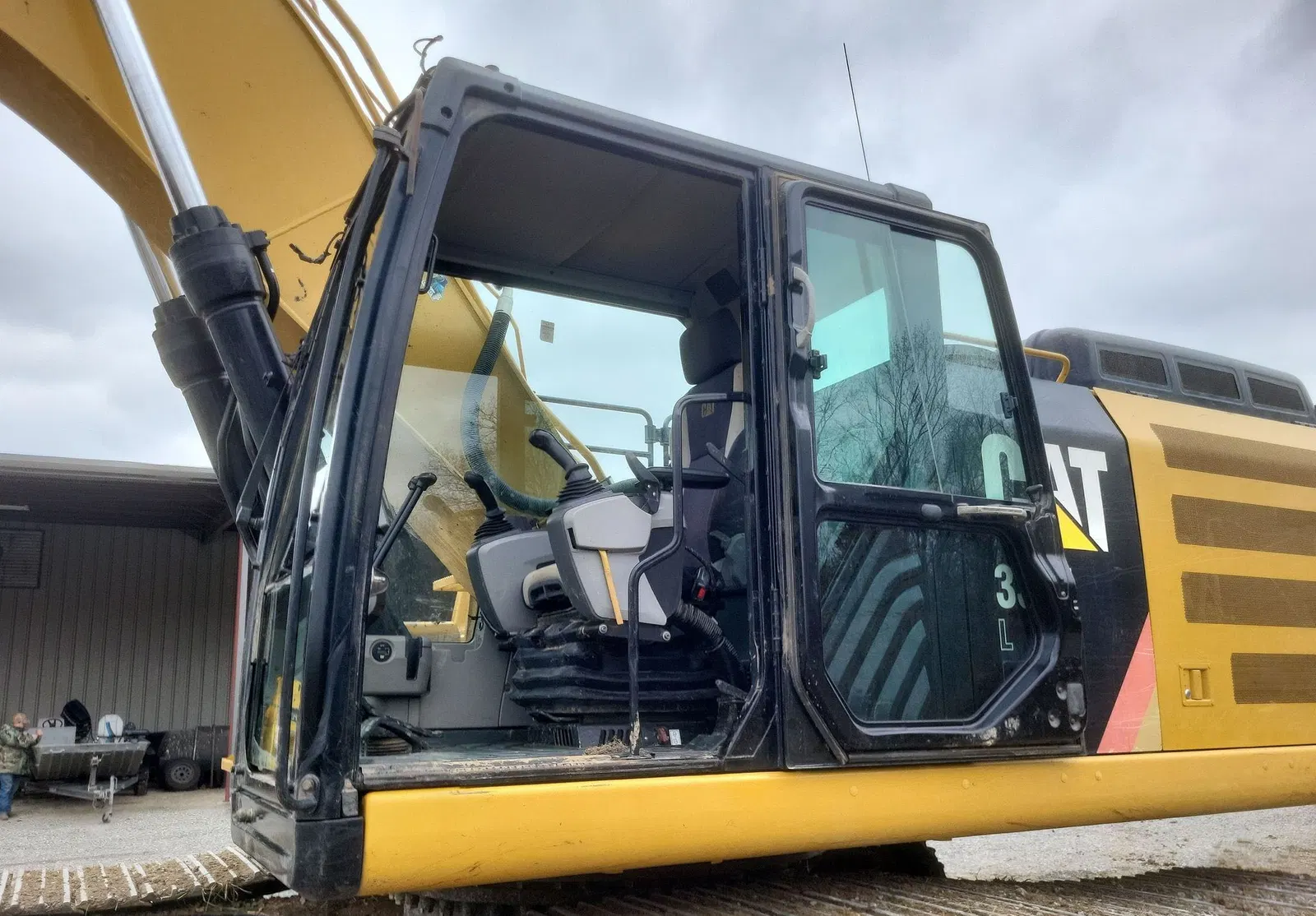 2017 Caterpillar 336FL