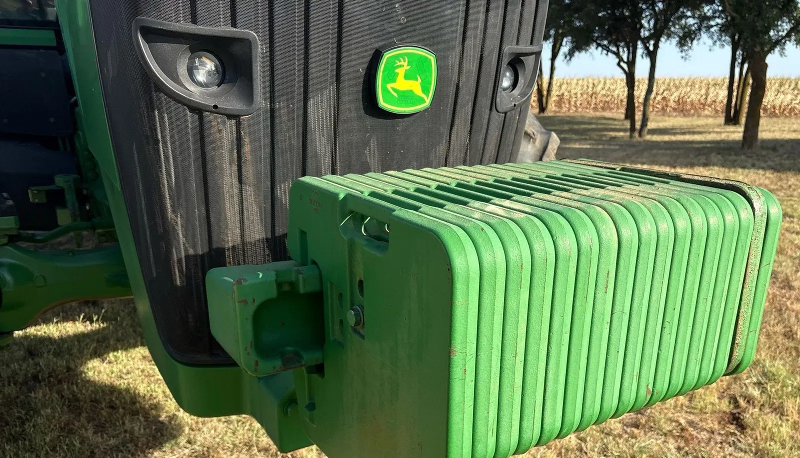 2011 John Deere 8260R