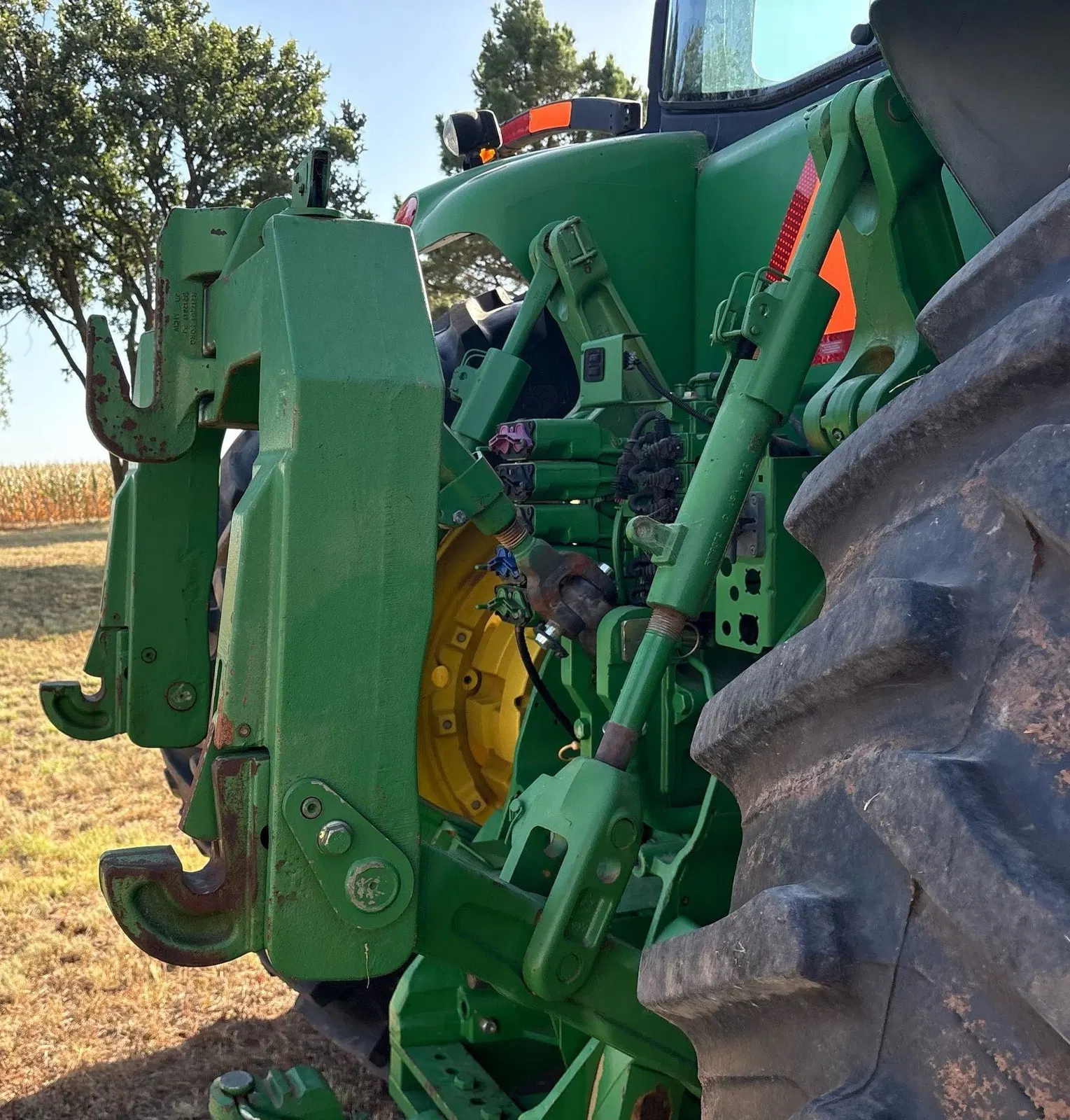 2011 John Deere 8260R