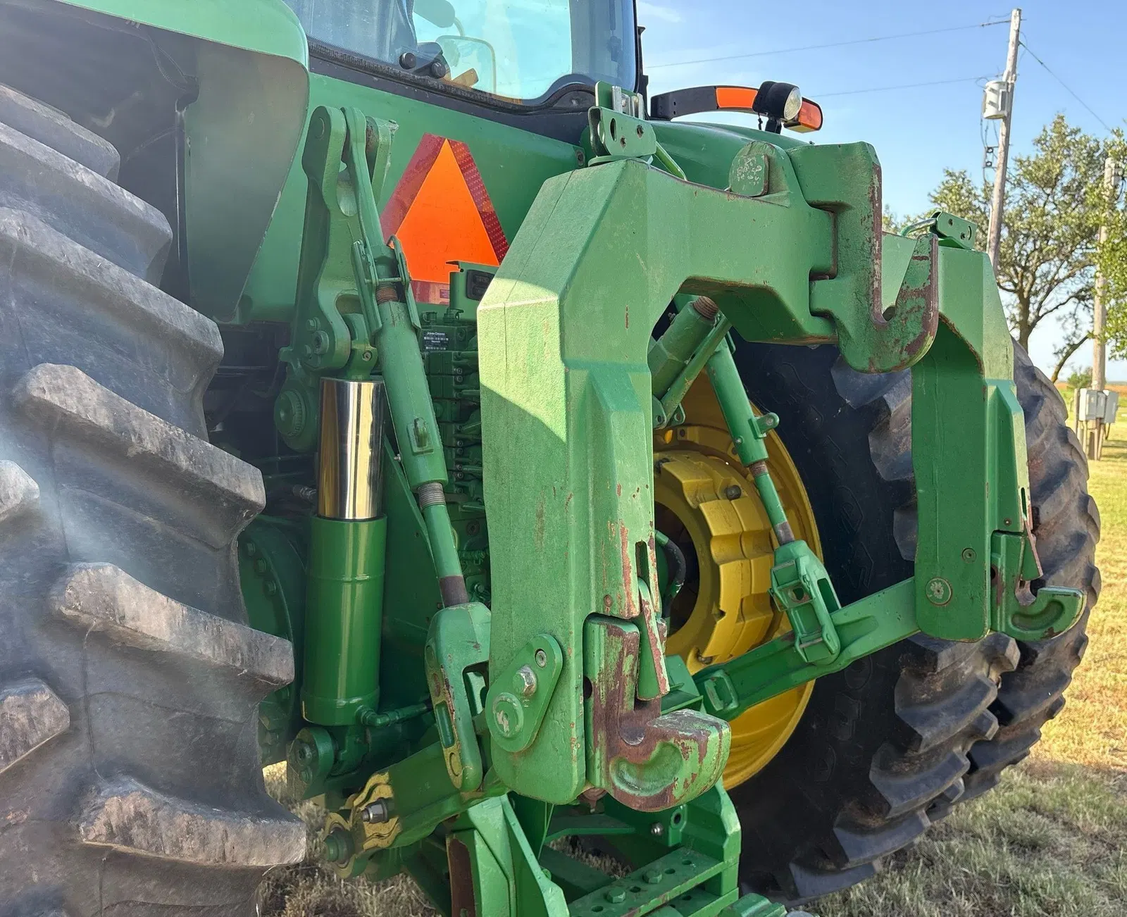 2011 John Deere 8260R