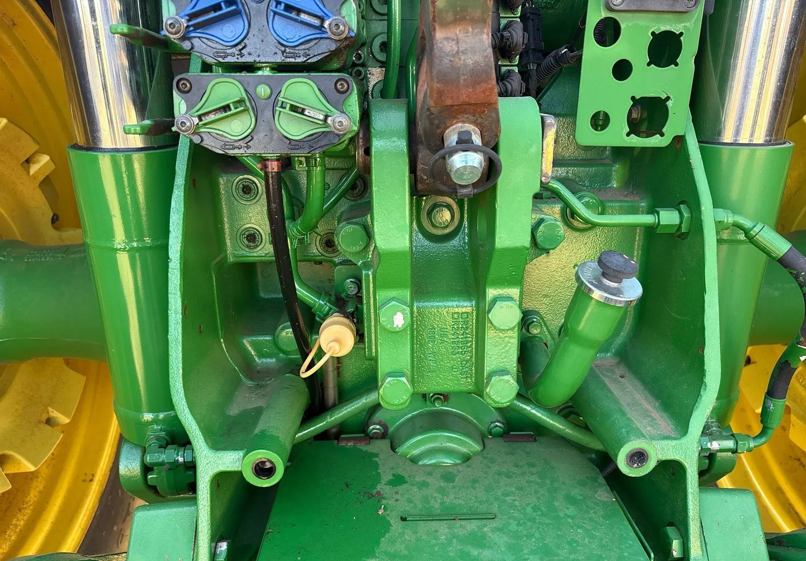 2011 John Deere 8260R