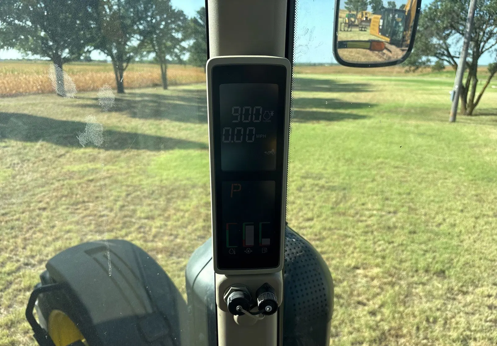 2011 John Deere 8260R