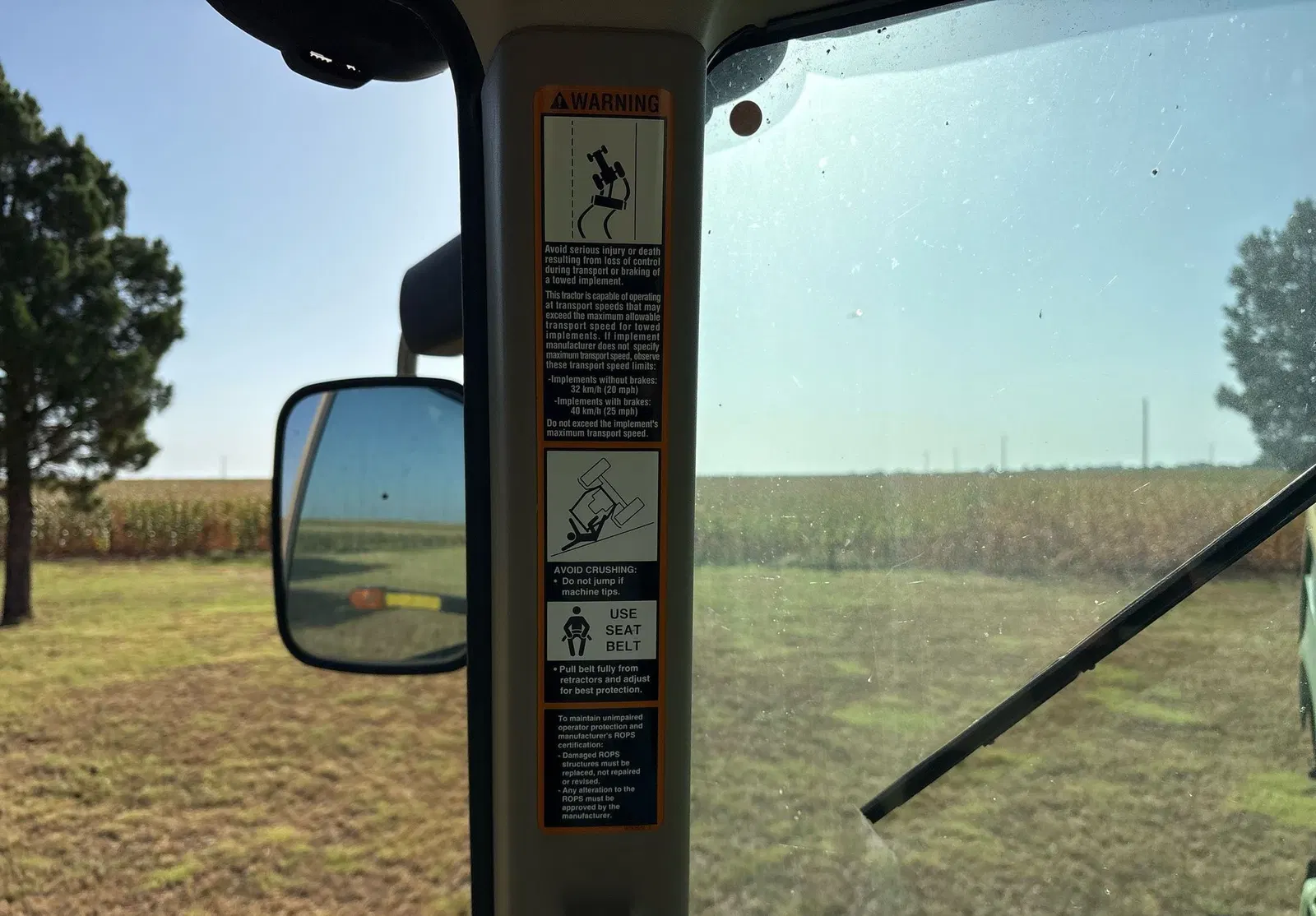 2011 John Deere 8260R