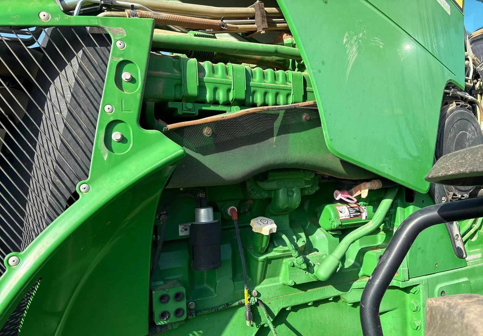 2011 John Deere 8260R