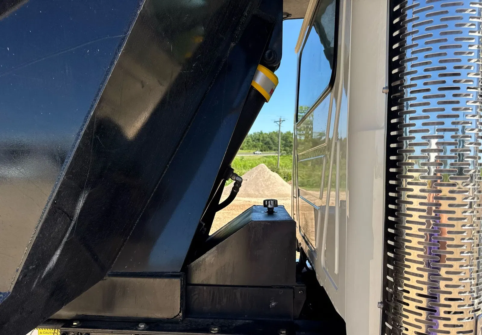 2024 Mack Granite