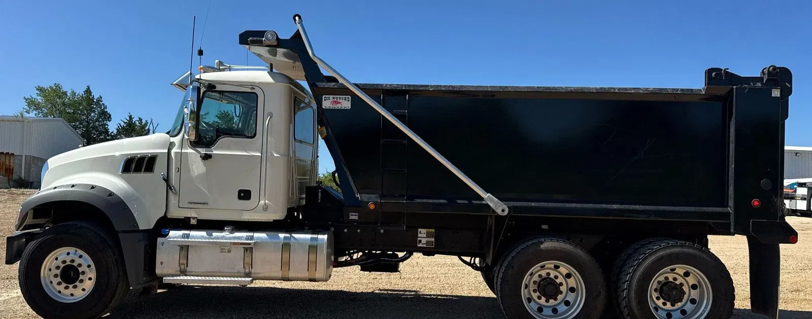 2024 Mack Granite