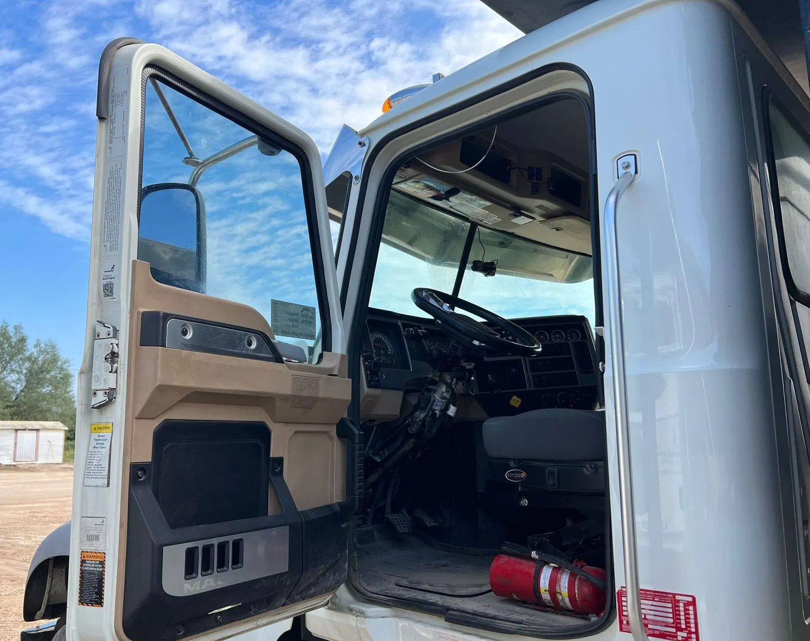 2019 Mack Granite