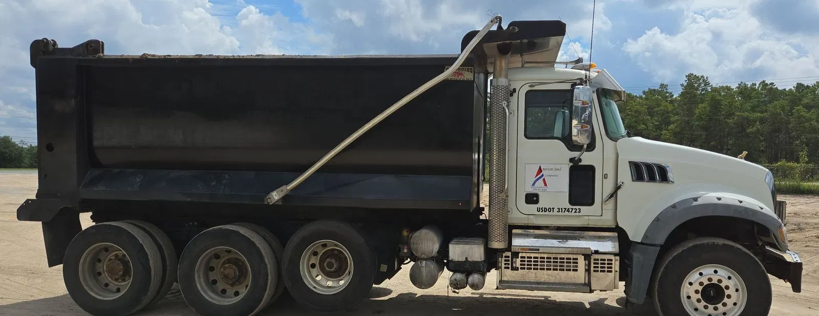 2019 Mack Granite