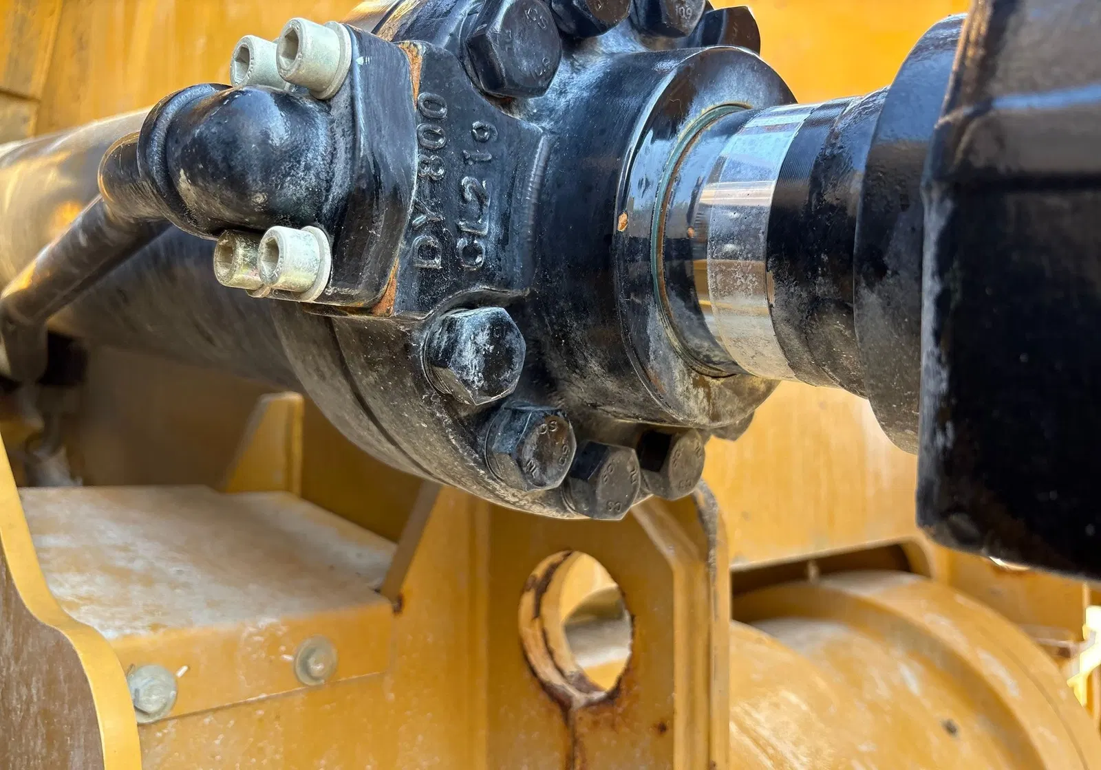 2022 Caterpillar 950GC