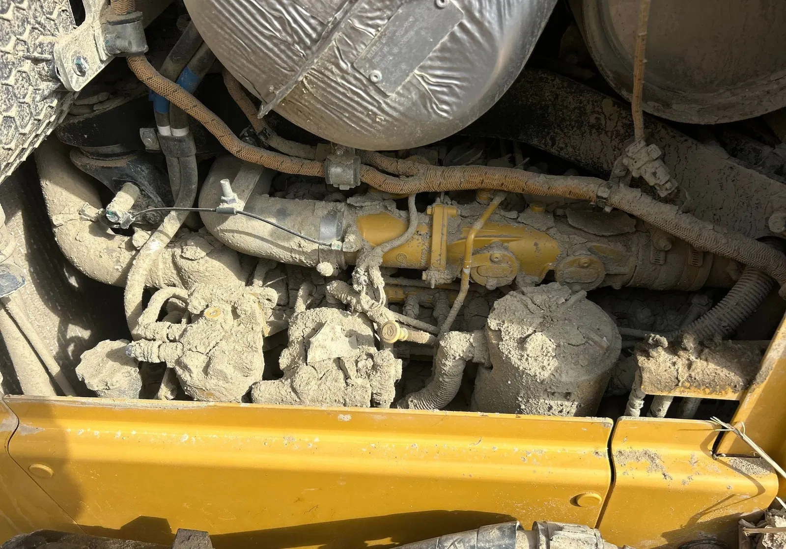 2021 Caterpillar D5