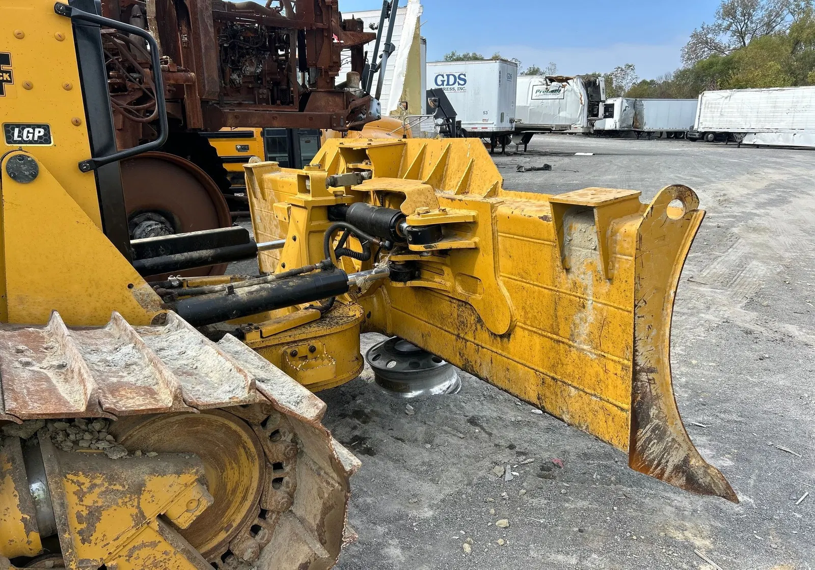 2021 Caterpillar D5