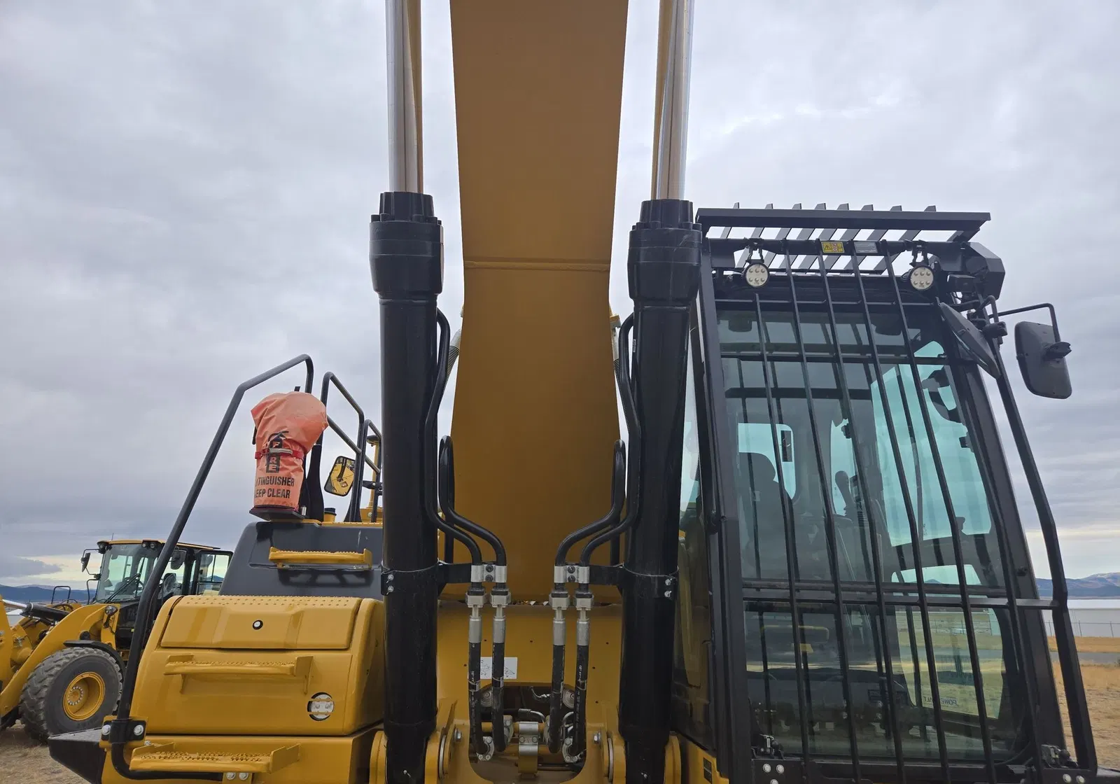 2023 Caterpillar 336