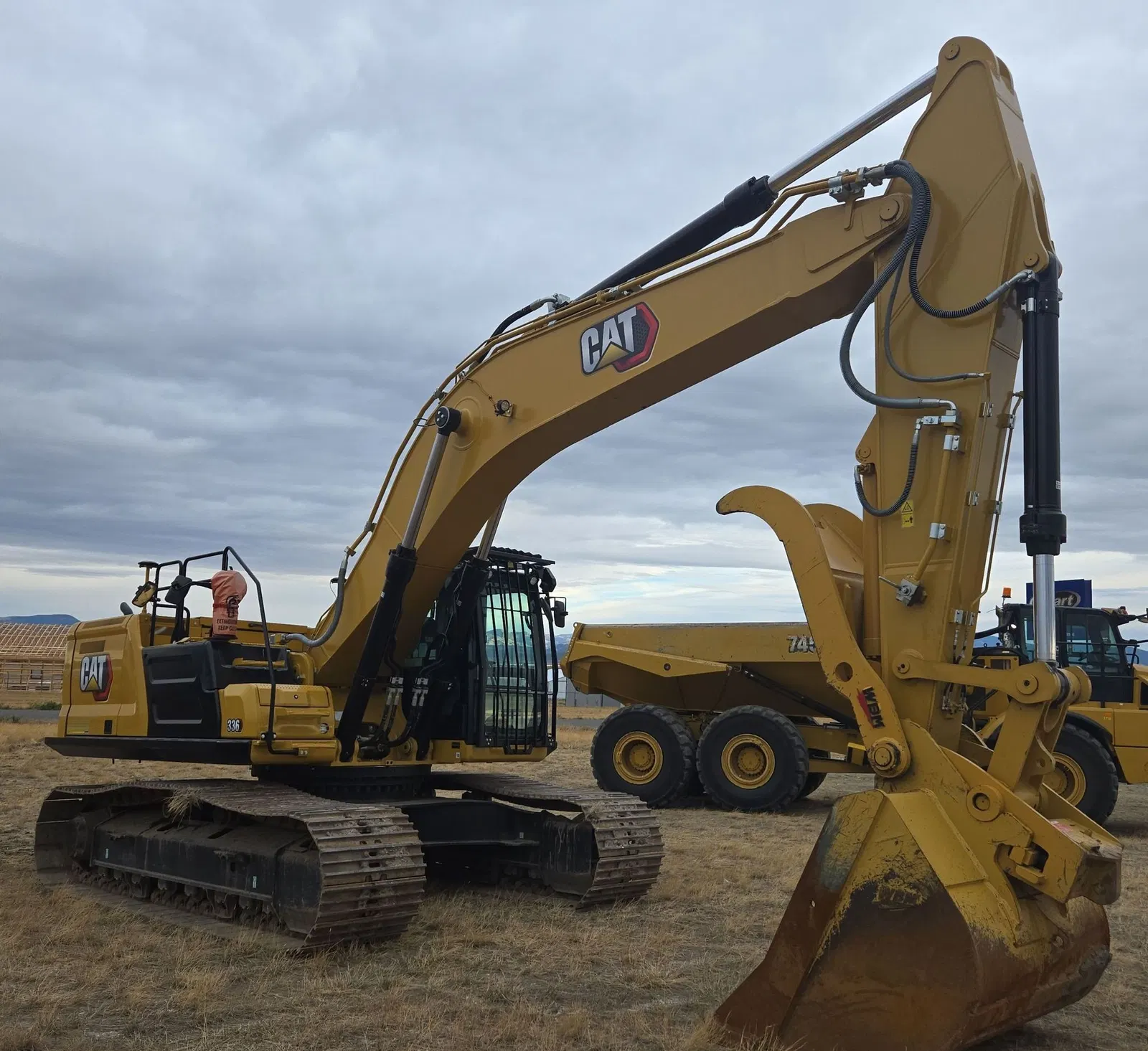 2023 Caterpillar 336