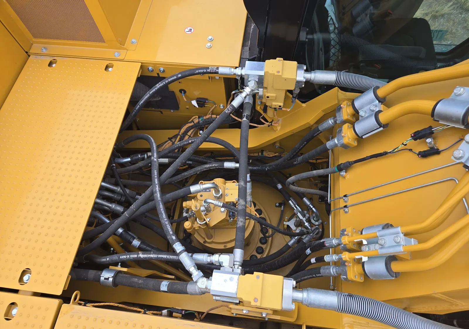 2023 Caterpillar 336