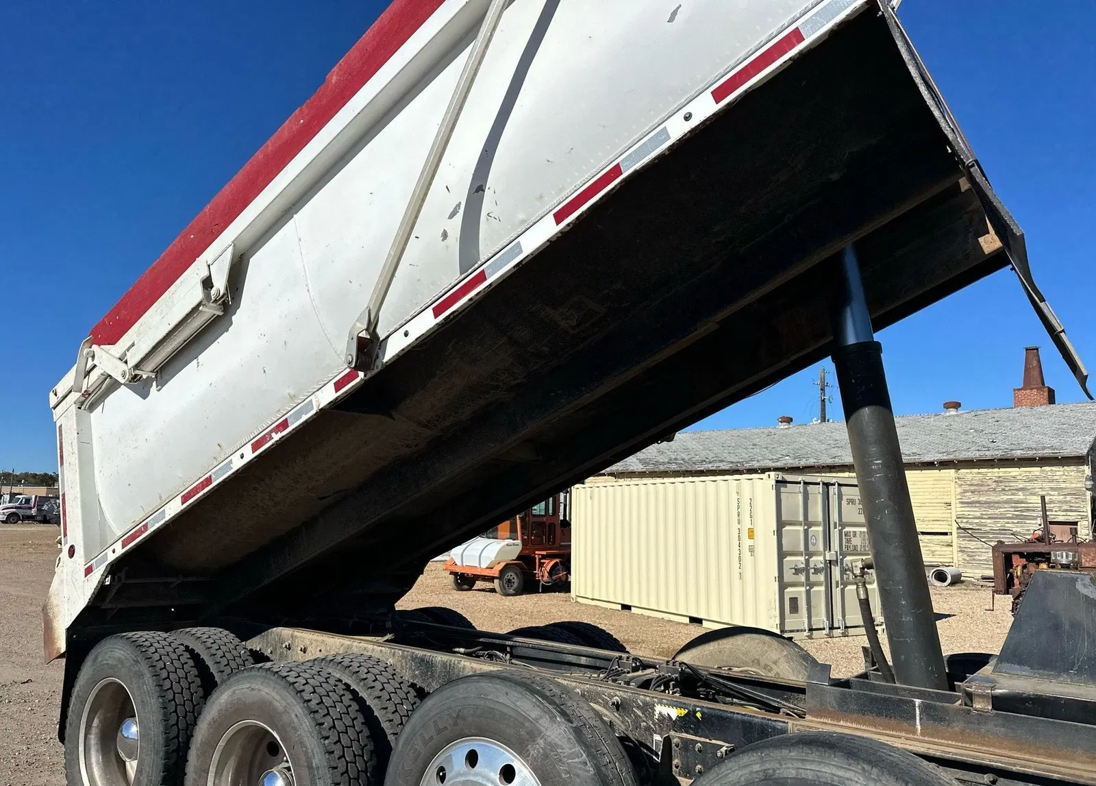 2007 Mack Granite