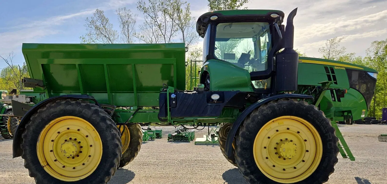 2019 John Deere R4045