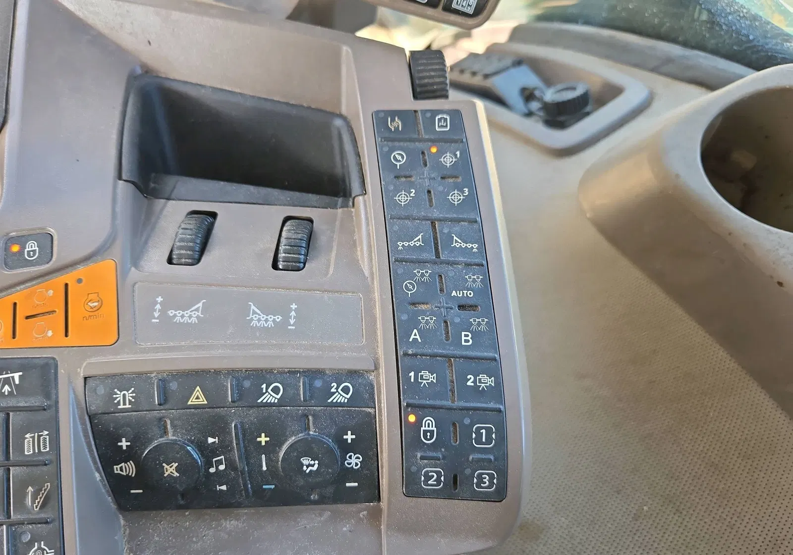 2019 John Deere R4045