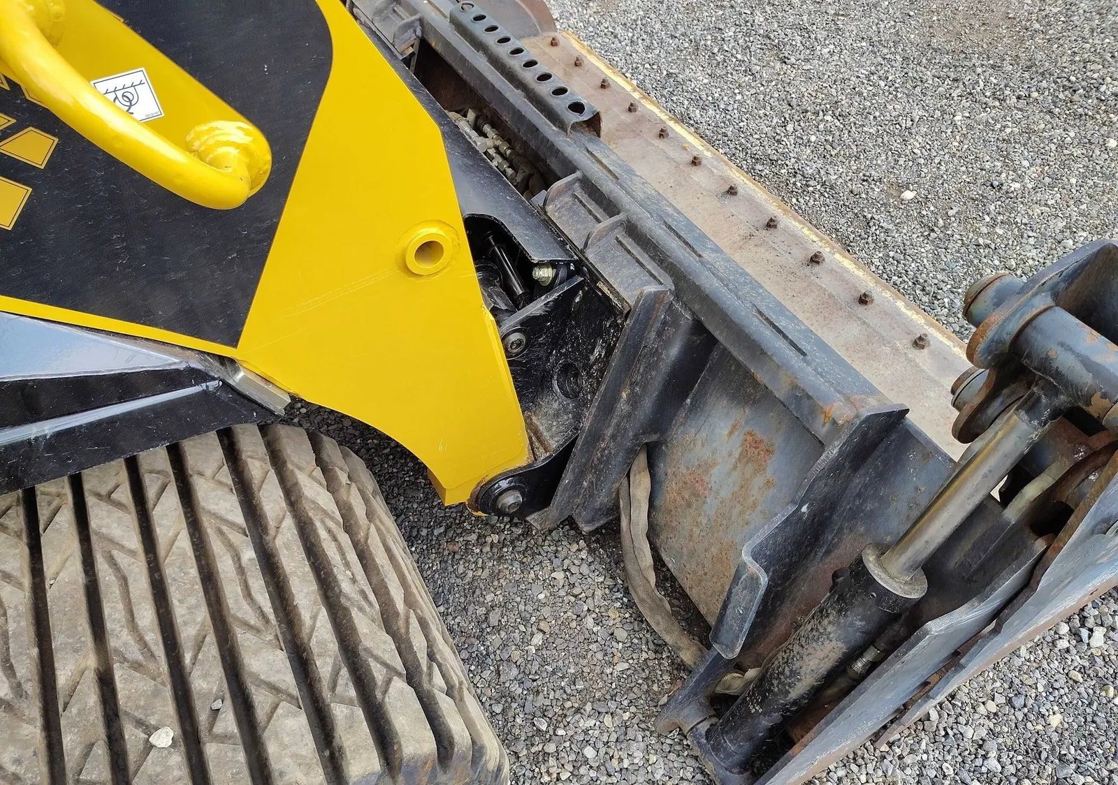 2022 ASV RT120
