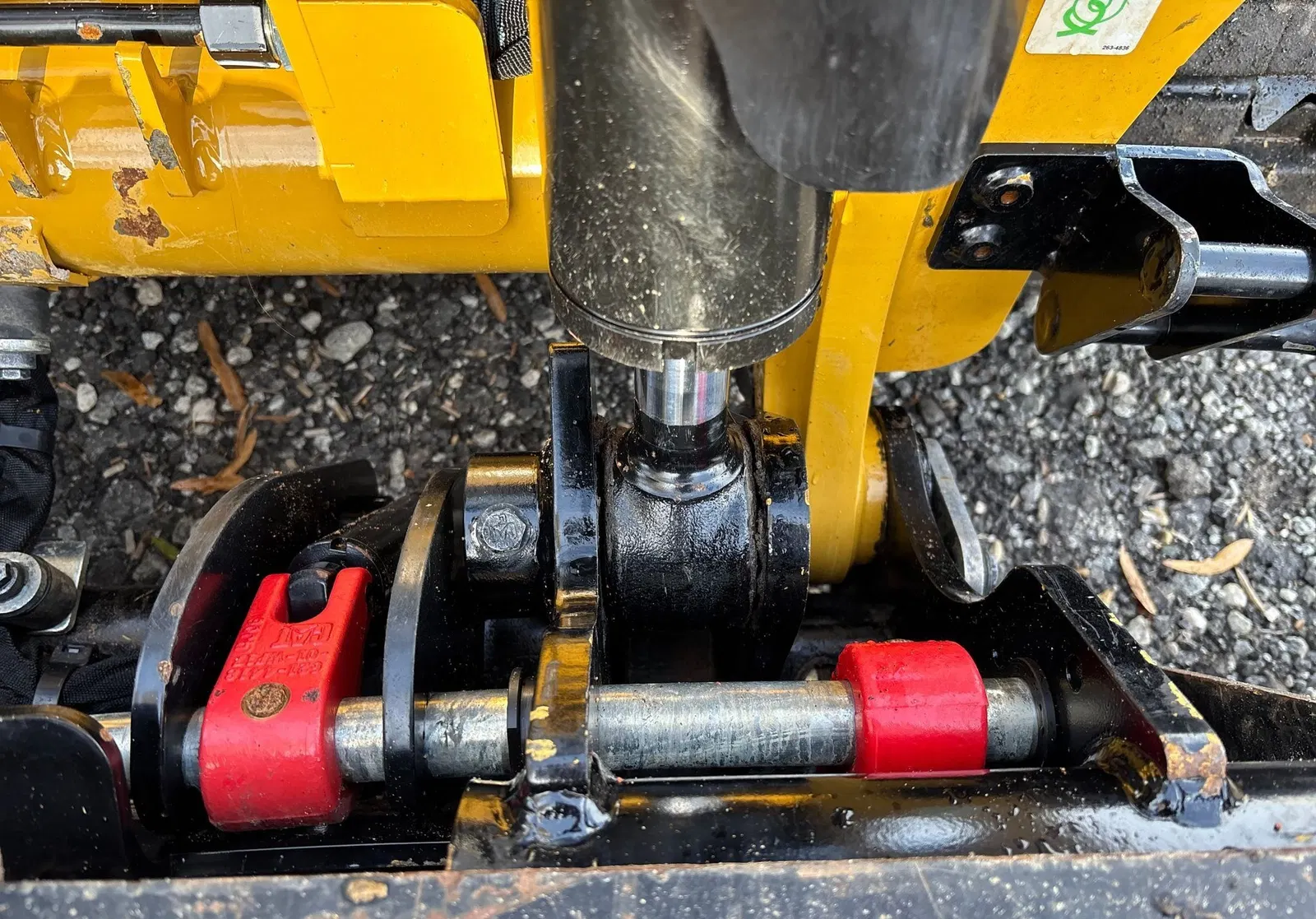 2025 Caterpillar 255