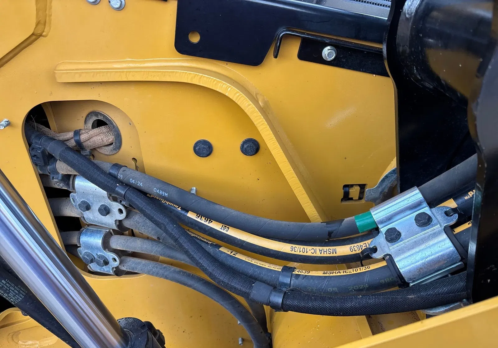2025 Caterpillar 255