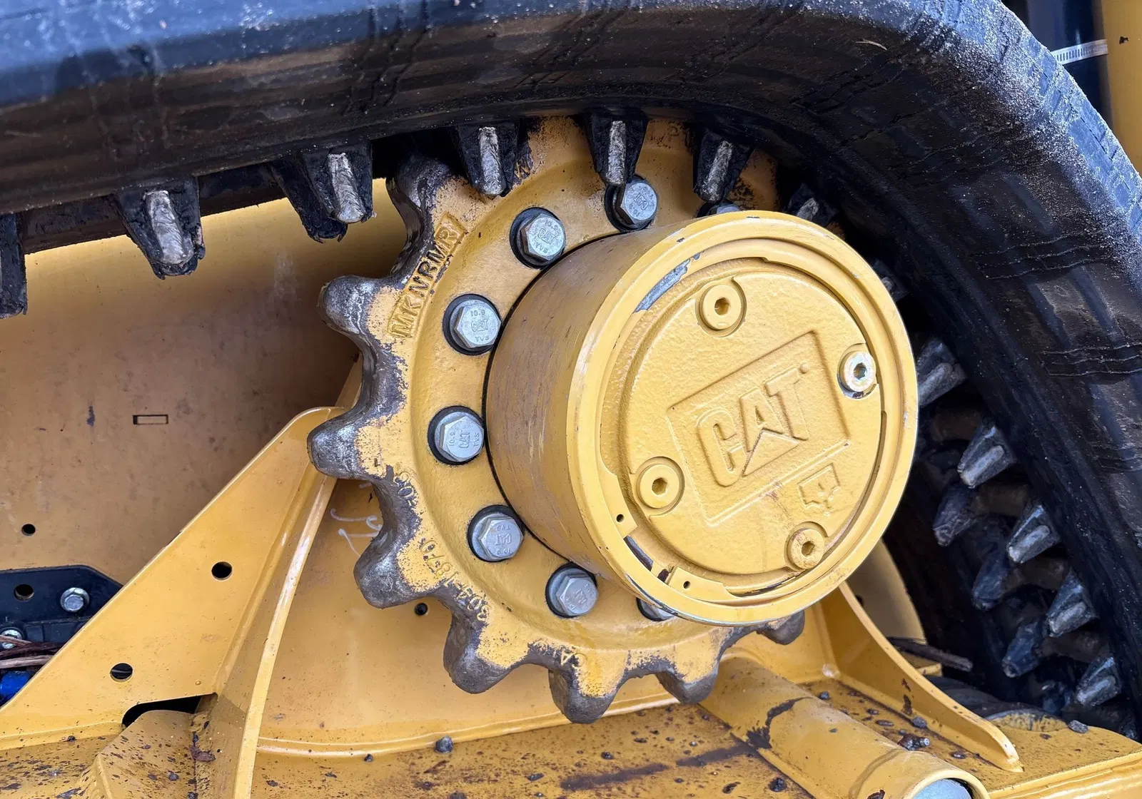 2025 Caterpillar 255