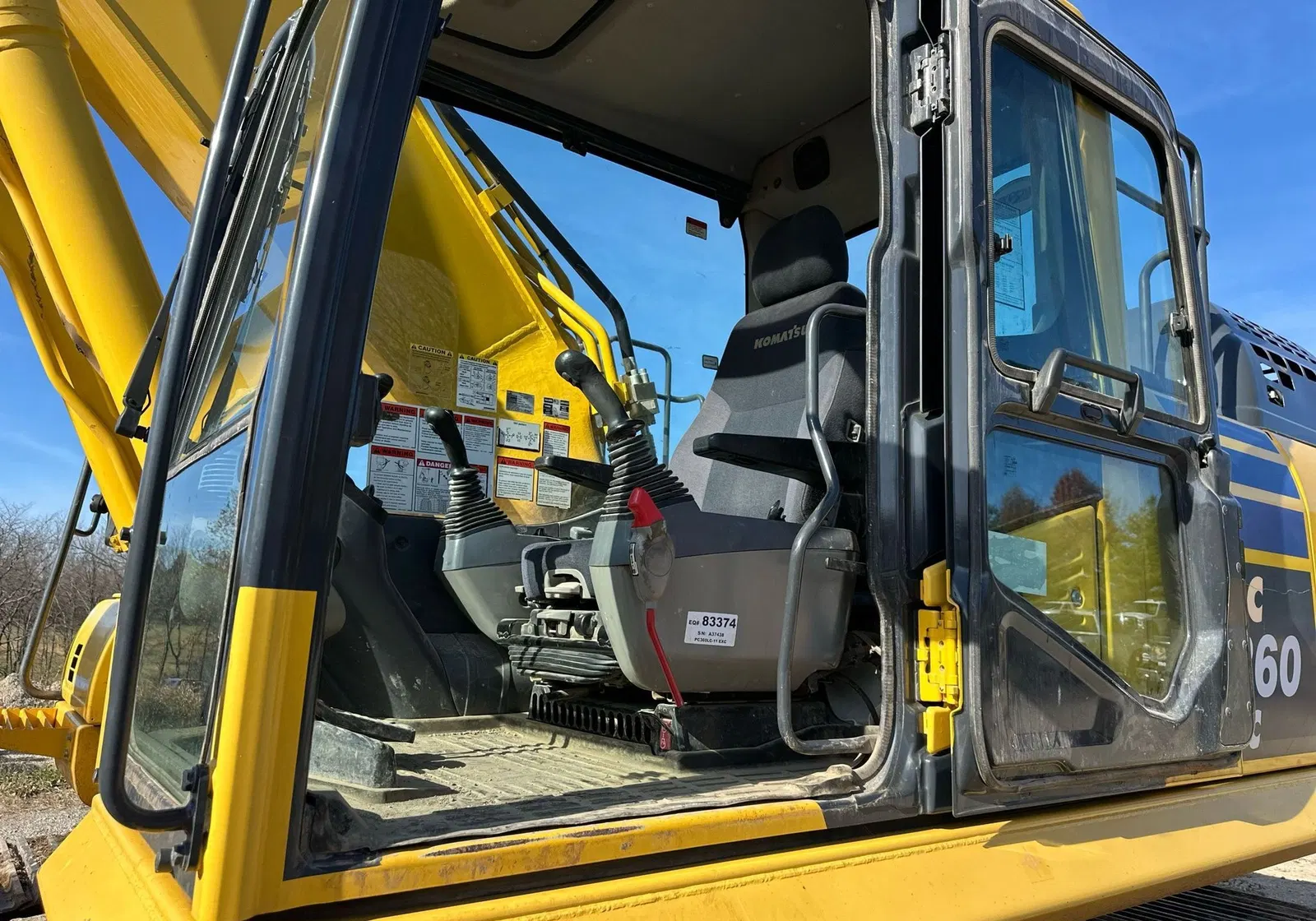 2019 Komatsu PC360LC-11