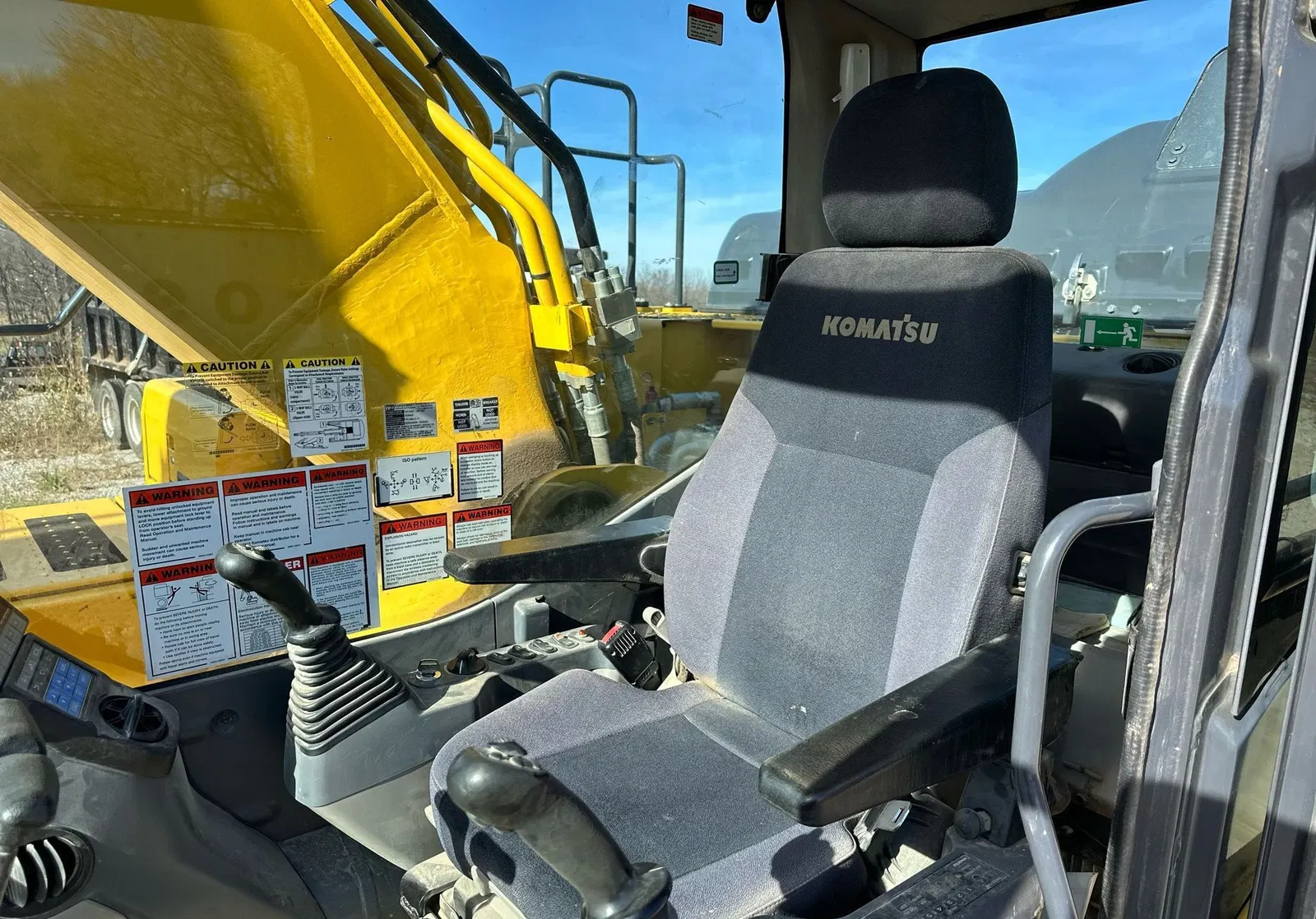 2019 Komatsu PC360LC-11