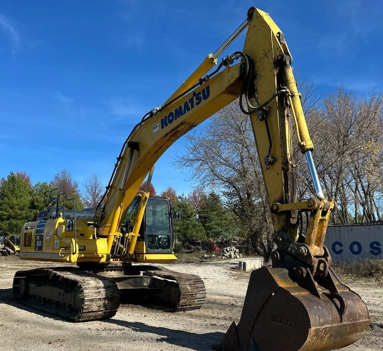 2019 Komatsu PC360LC-11