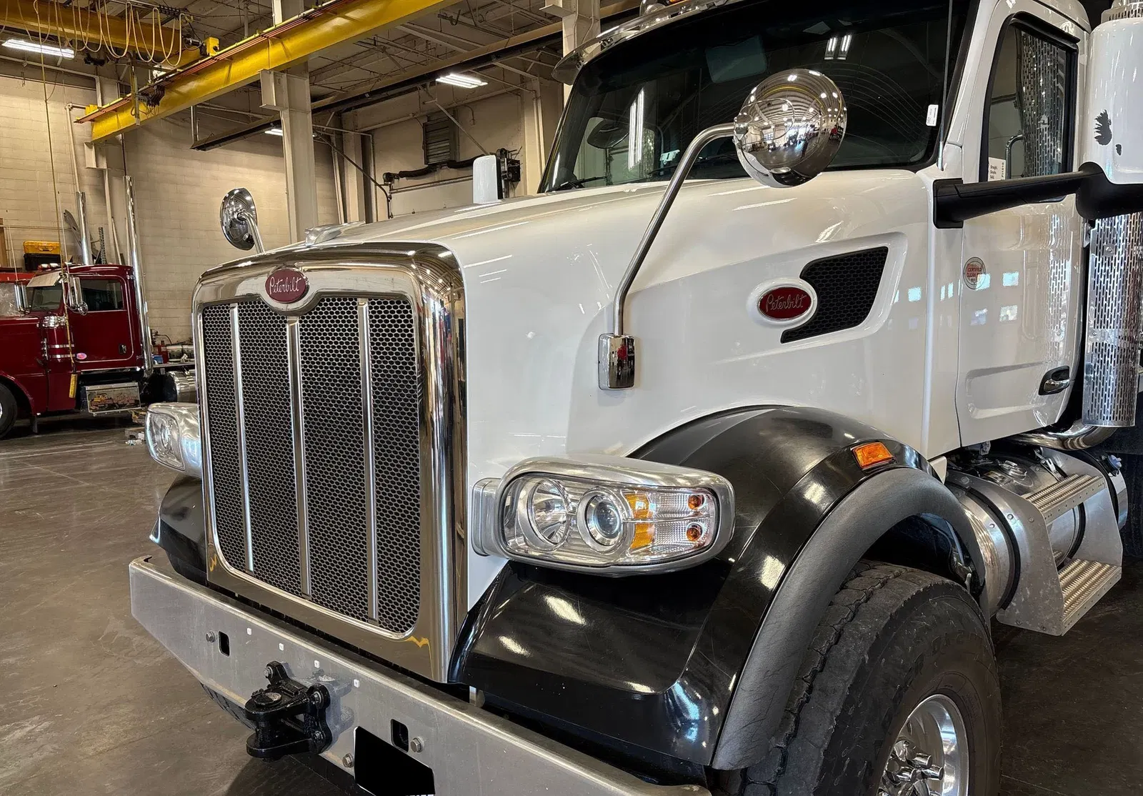 2025 Peterbilt 567