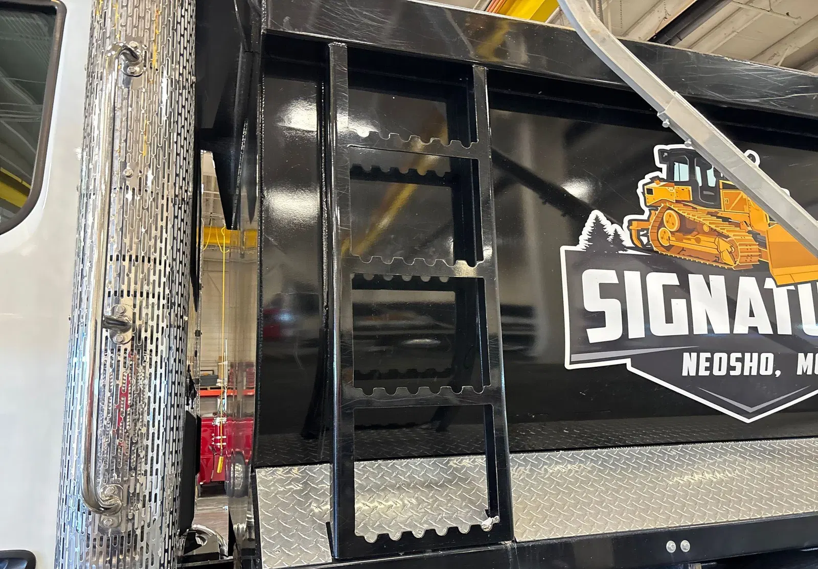 2025 Peterbilt 567