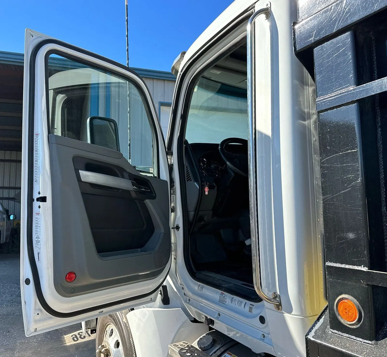 2021 Kenworth T880