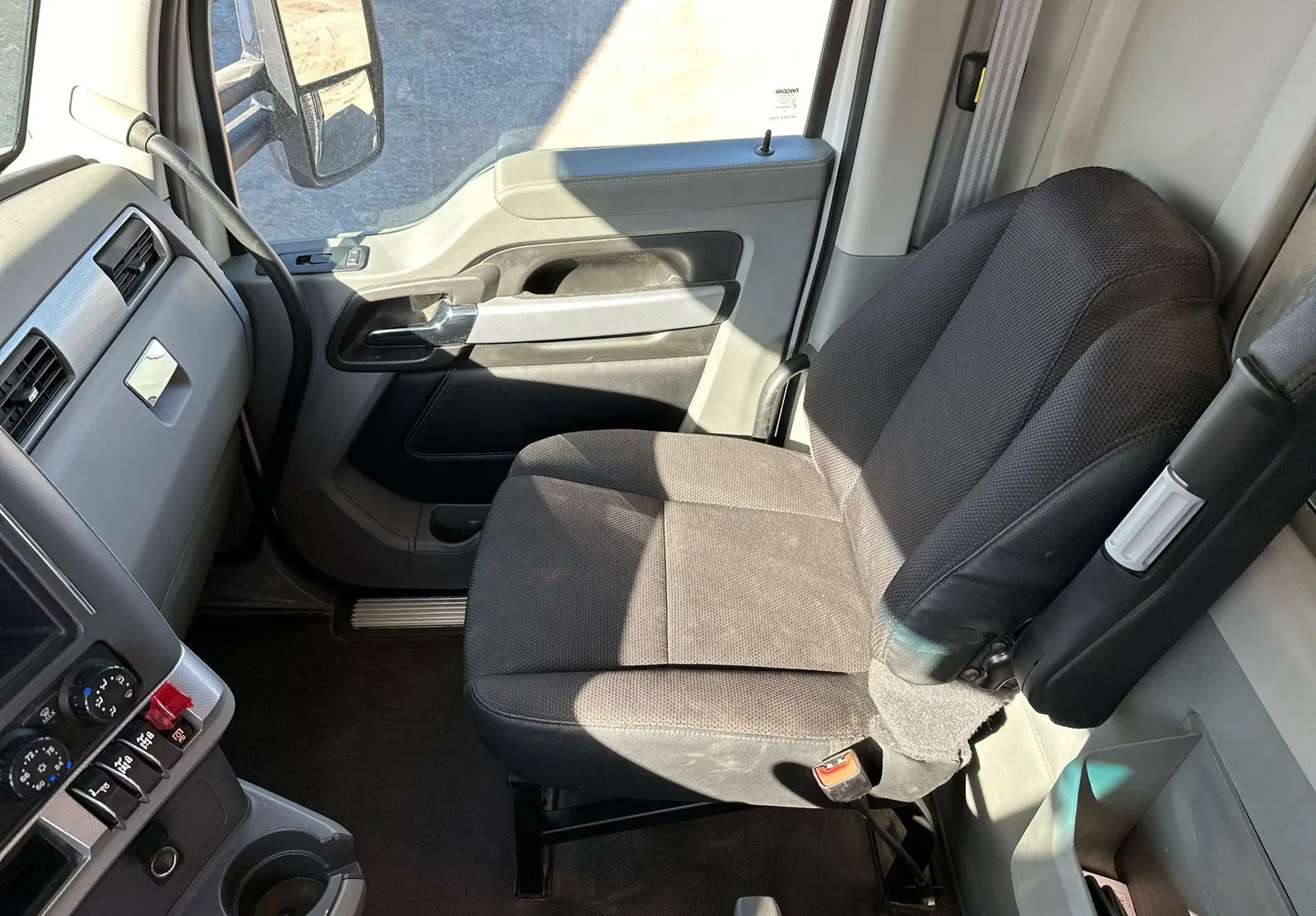 2021 Kenworth T880