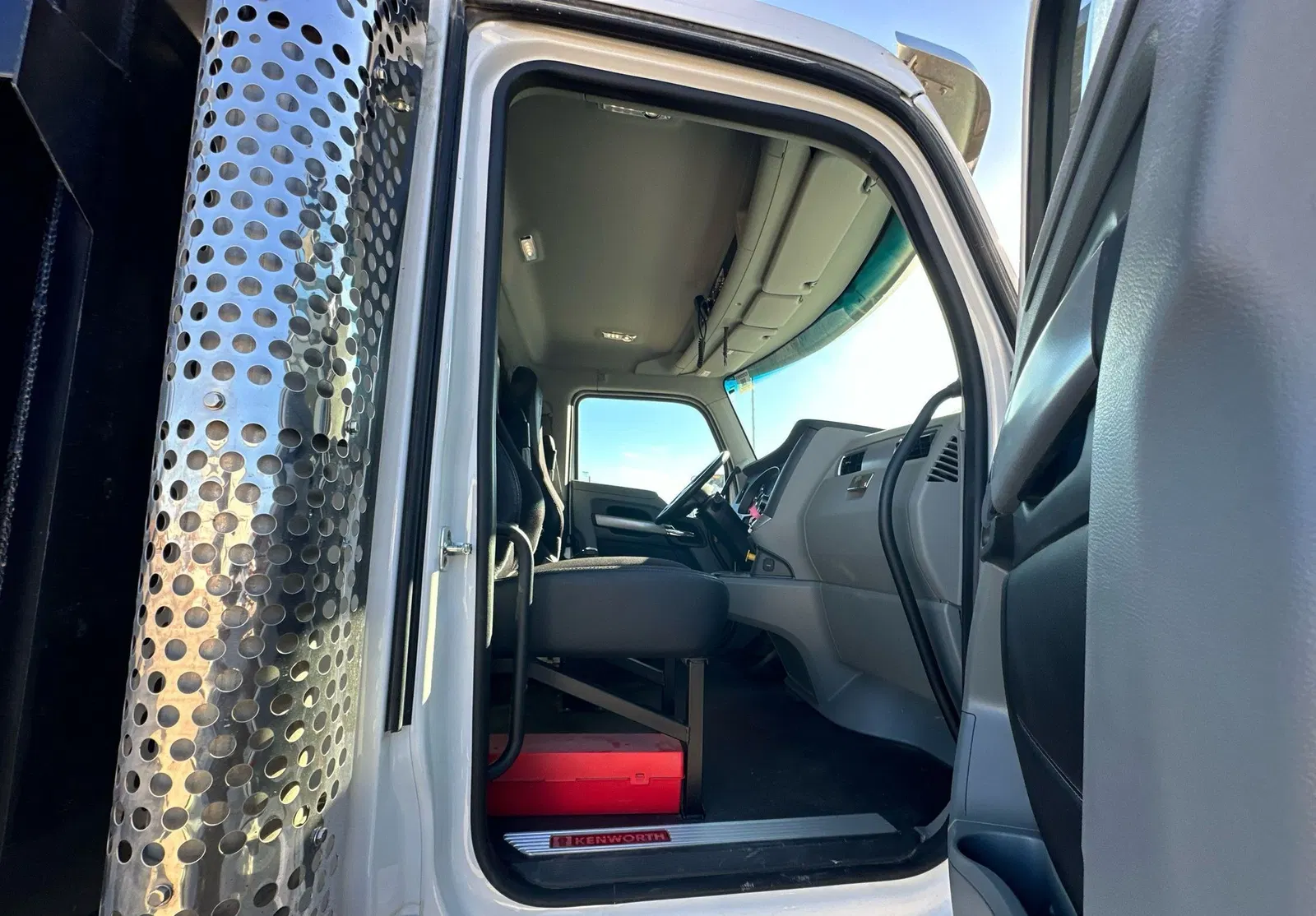 2021 Kenworth T880