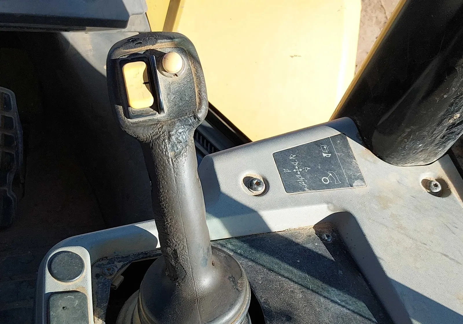 2020 Caterpillar 950