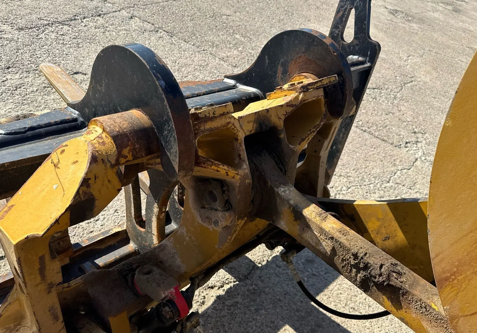 2019 Caterpillar 938M