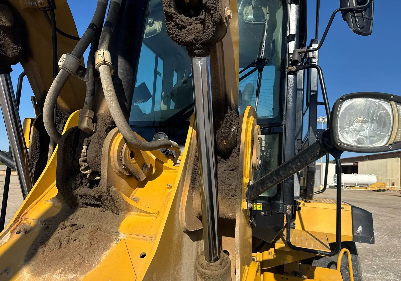 2019 Caterpillar 938M
