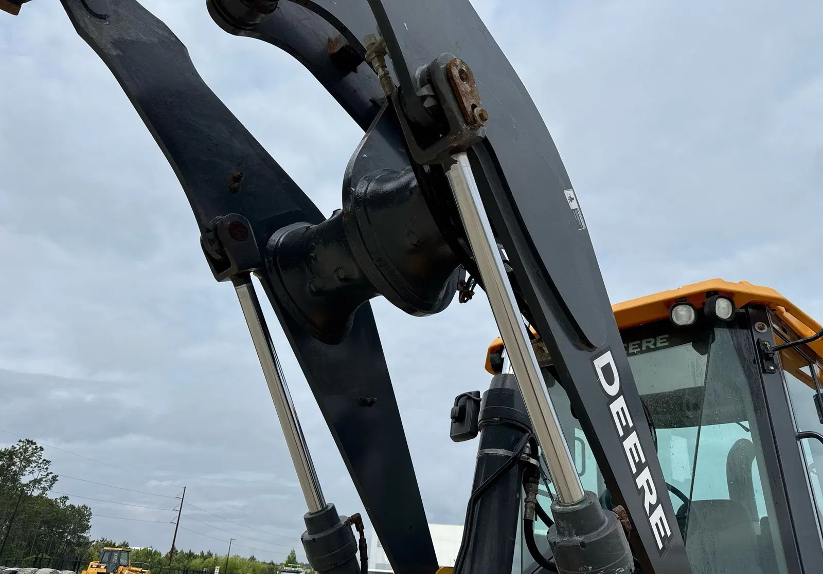 2019 John Deere 544L