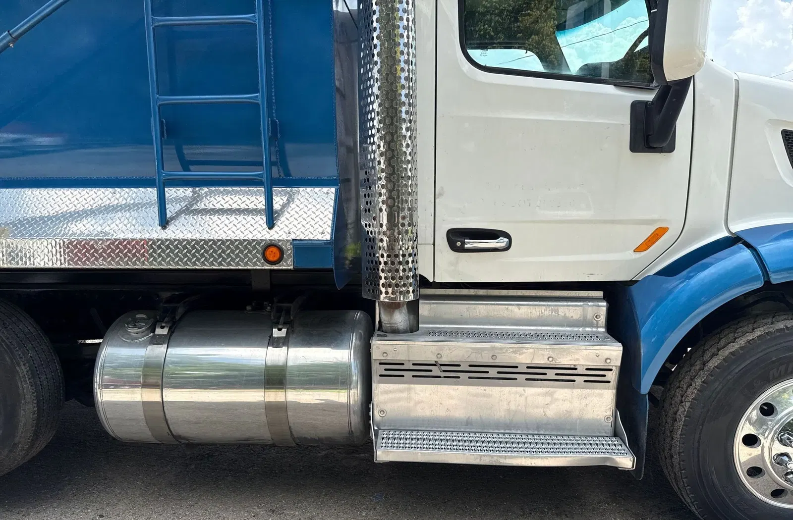 2019 Peterbilt 567