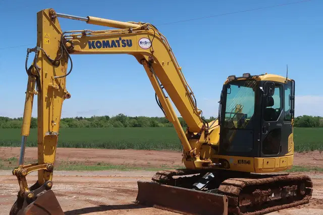 2018 Komatsu PC88MR-10