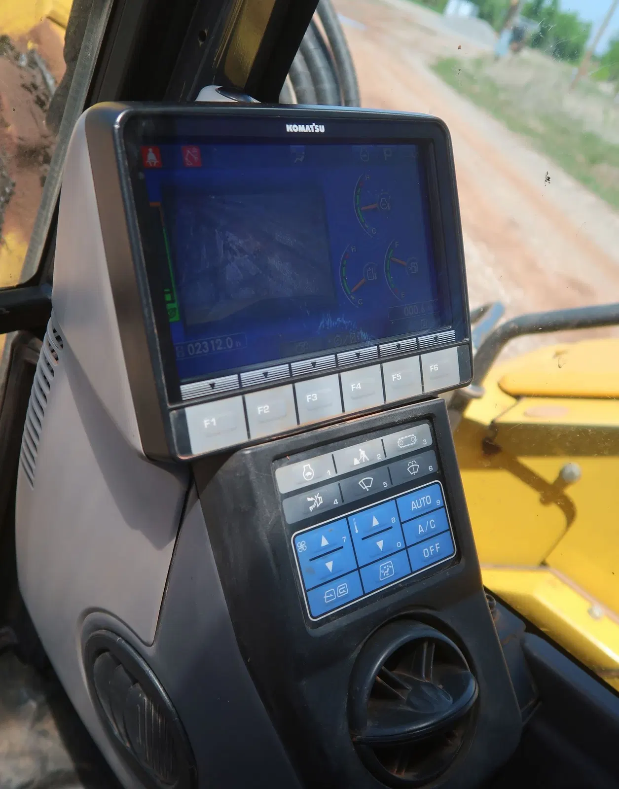 2018 Komatsu PC88MR-10