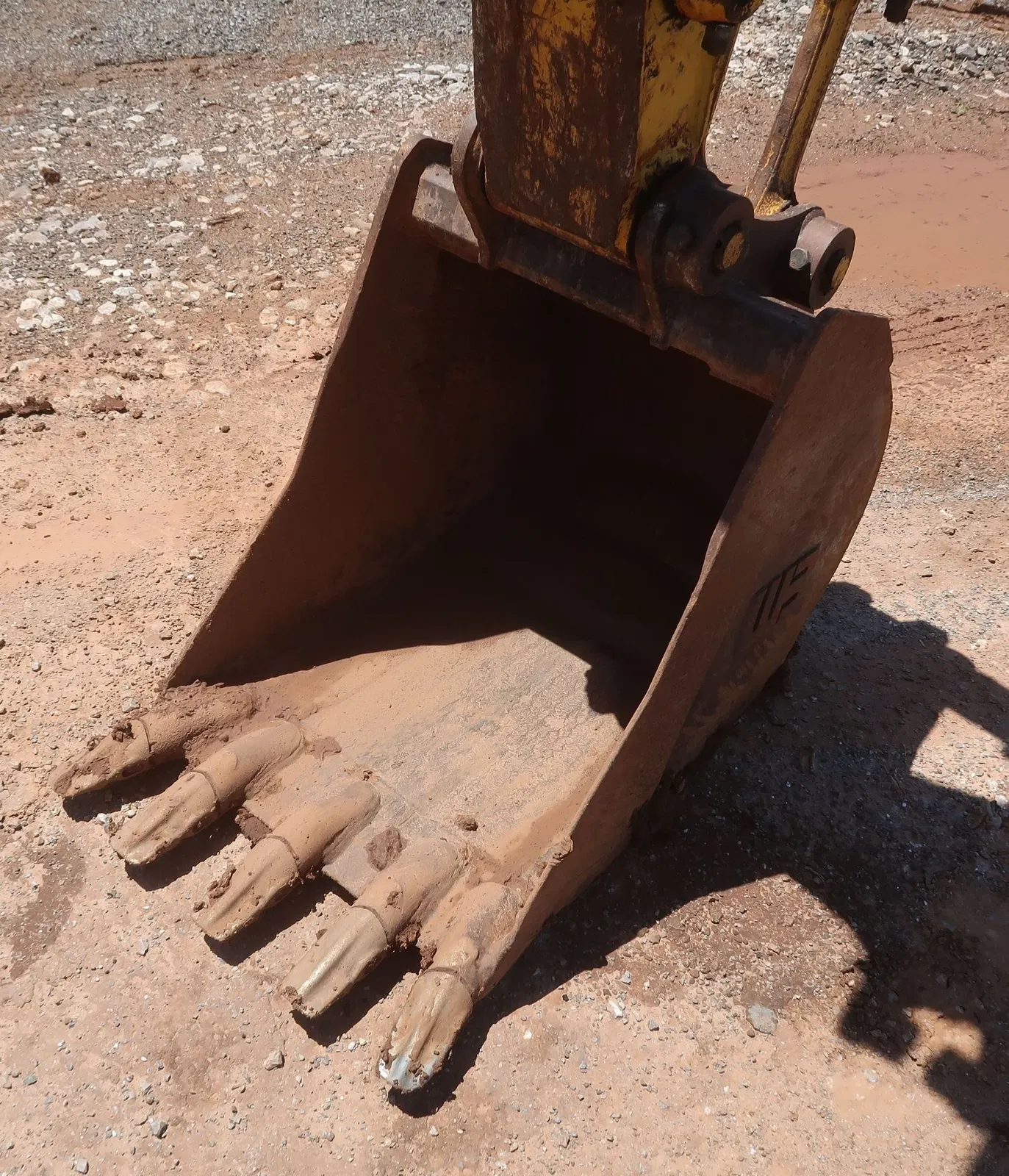 2018 Komatsu PC88MR-10