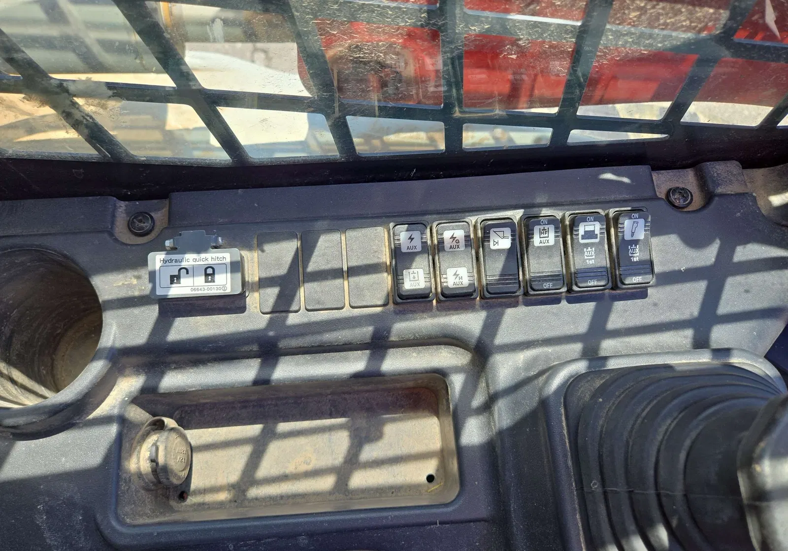 2023 Takeuchi TL12R-2