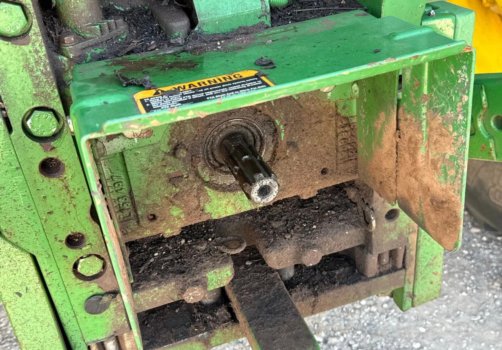 2016 John Deere 6110M
