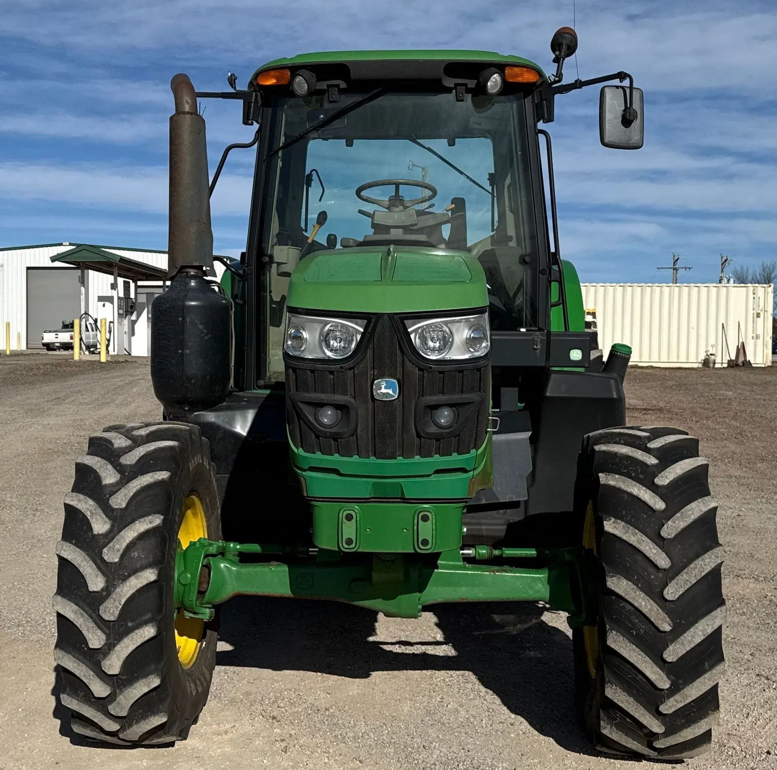 2016 John Deere 6110M