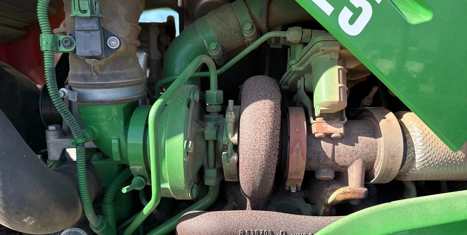 2016 John Deere 6110M