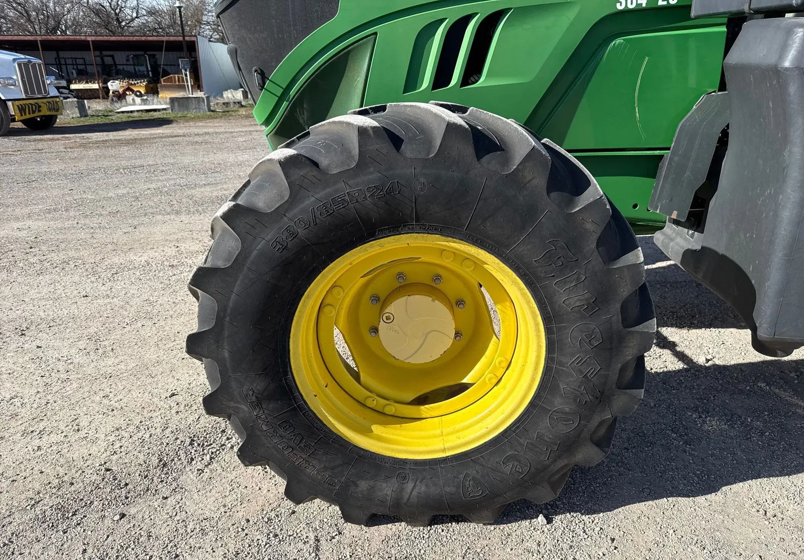 2016 John Deere 6110M