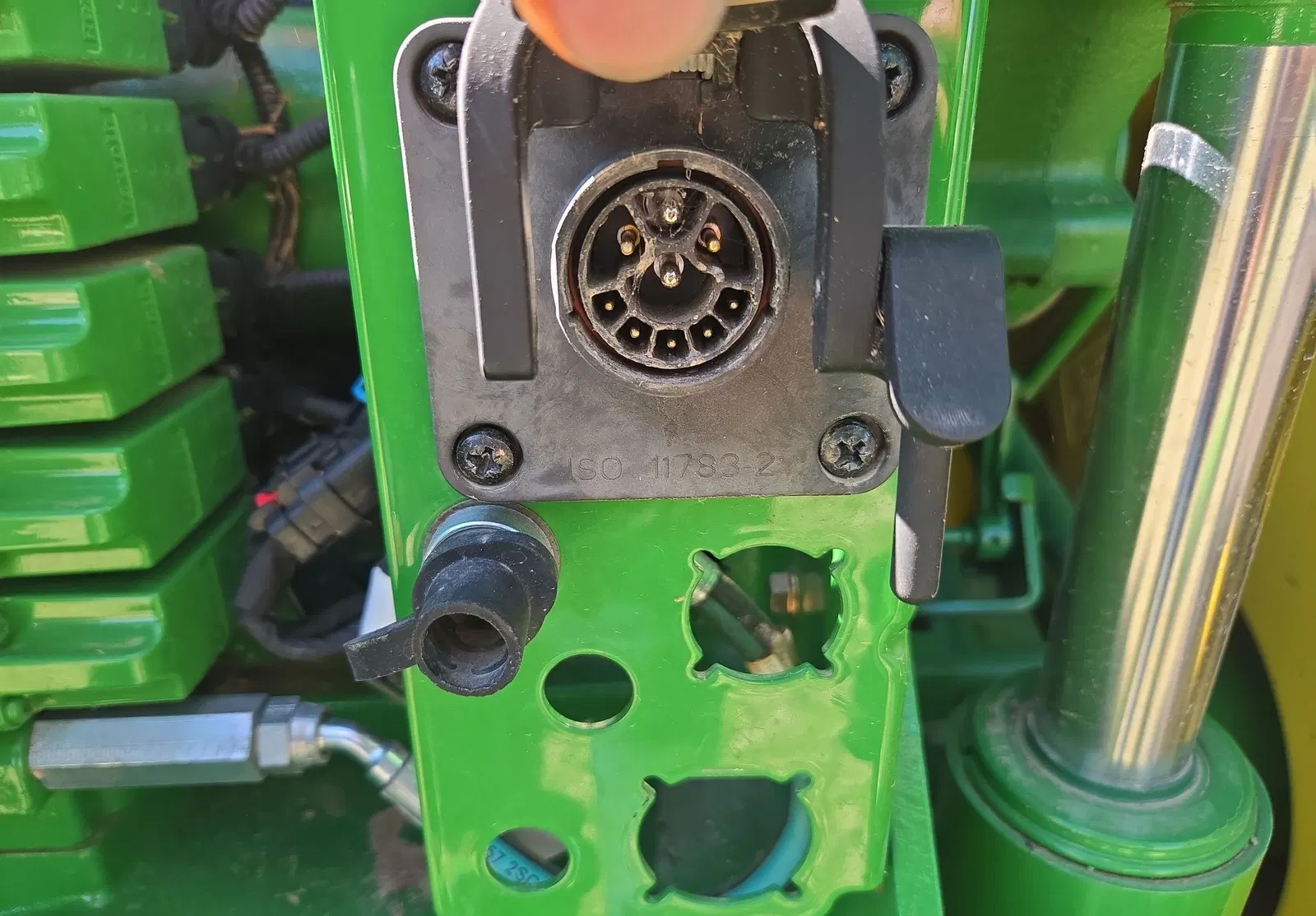 2012 John Deere 8285R